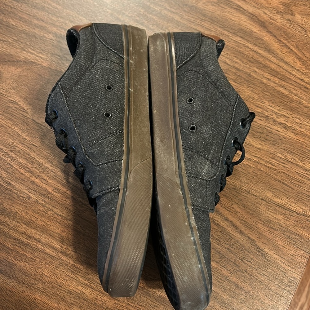 Men’s Vans Sz. 10.5 - Picture 3 of 11